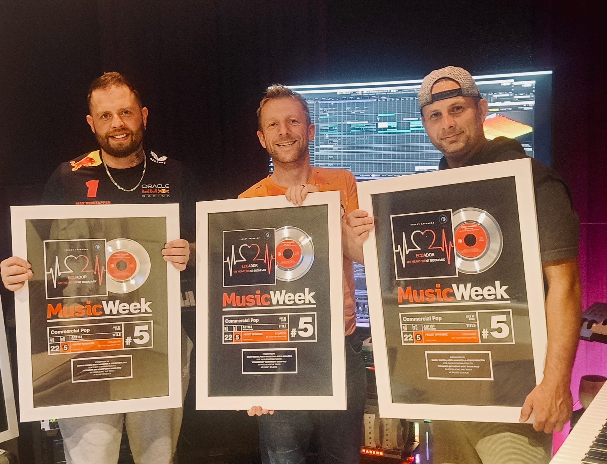 Fidget Spinnerz hit #5 in UK Commercial Pop Chart